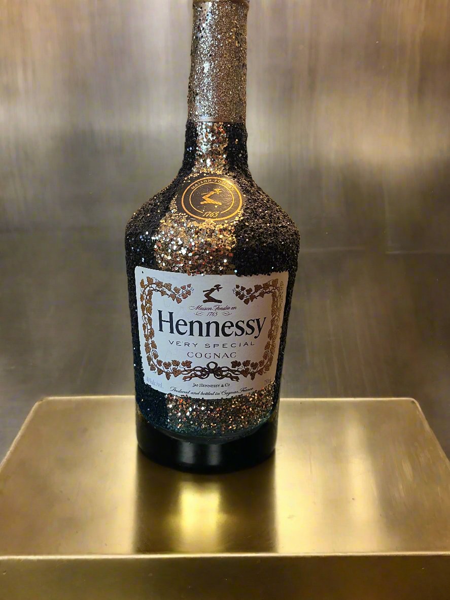 HENNESSY GLAM BOTTLE!!!!!!