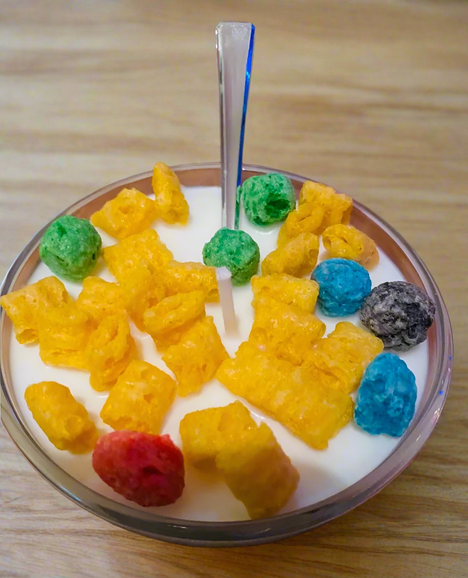 CEREAL BOWL CANDLE ( Captain Crunch )